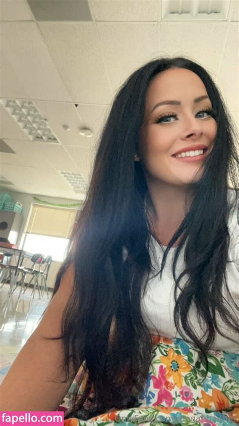 meganelizabethgaither / megangaither Nude Leaks OnlyFans.